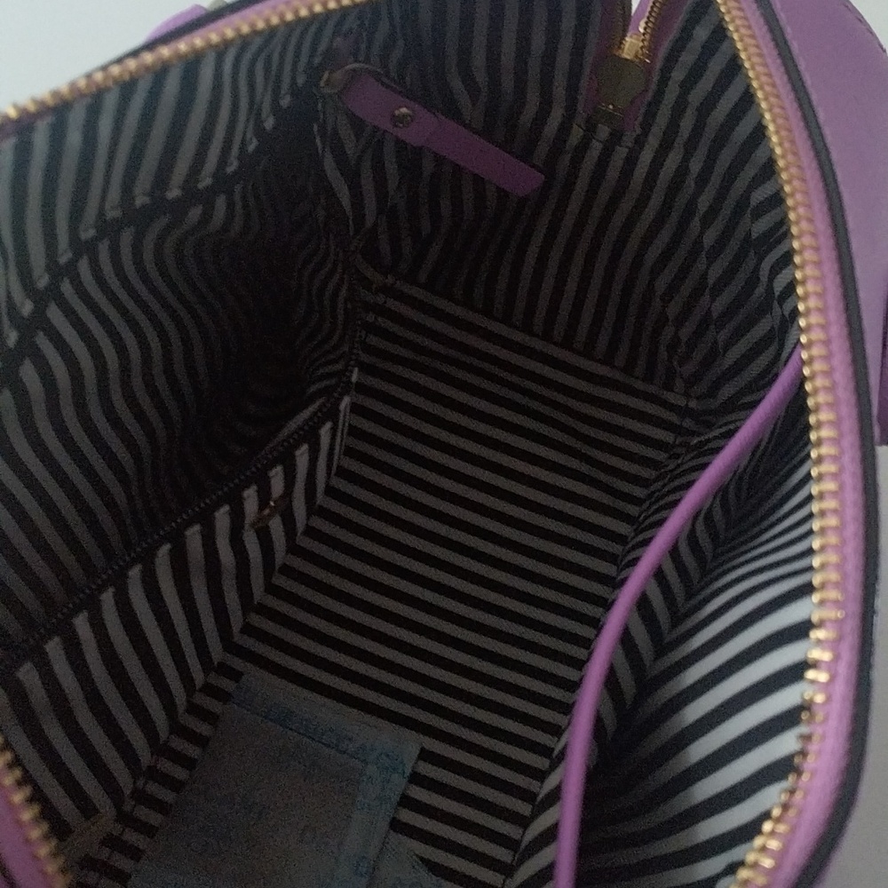 Kate Spade Cameron Lane Street Satchel (IT'S NOT MINE!! Besides, it's feminine) - Picture 7 of 7